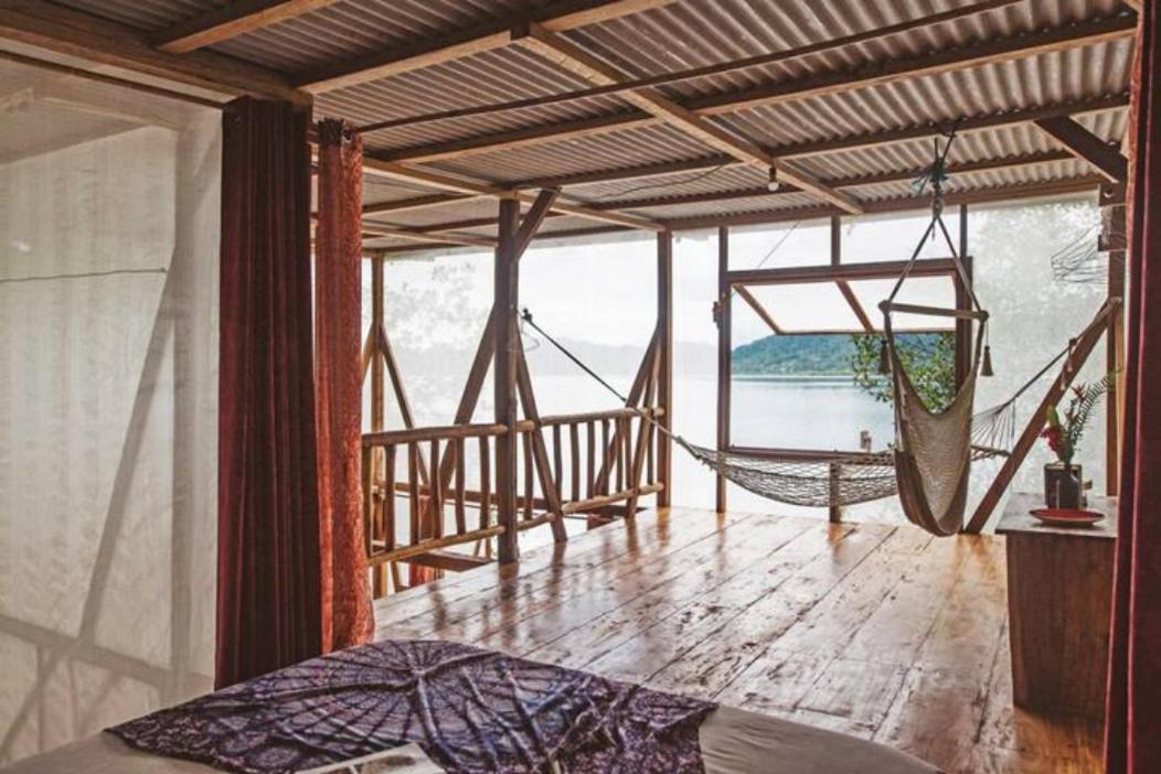 Cocovivo Hotel Bocas Town Bagian luar foto