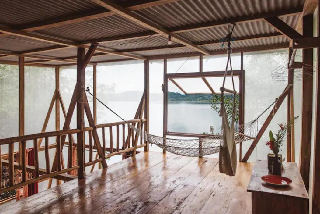 Cocovivo Hotel Bocas Town Bagian luar foto