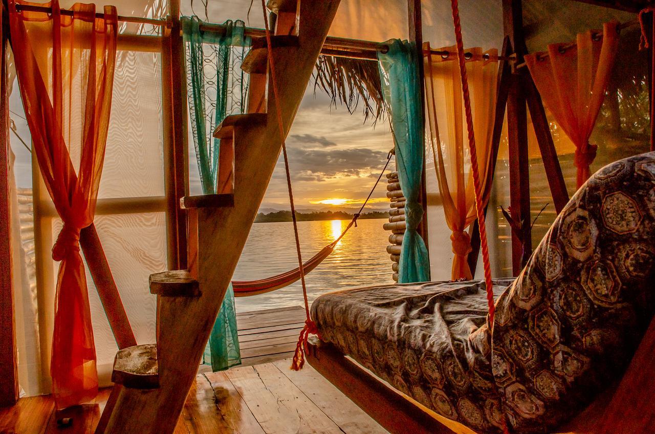 Cocovivo Hotel Bocas Town Bagian luar foto
