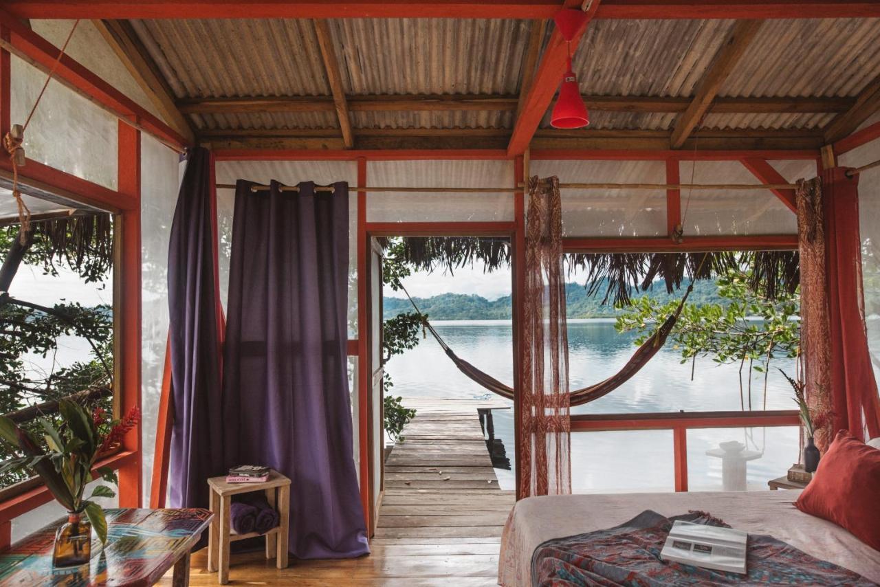 Cocovivo Hotel Bocas Town Bagian luar foto